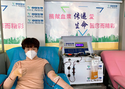 2020年，沙龙会官网集团中国生物率先提出康复者恢复期血浆救治危重患者的治疗方案和技术标准，全国掀起新冠肺炎康复者献浆热。